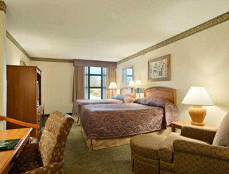 Hotel Wingate By Wyndham Little Rock Extérieur photo